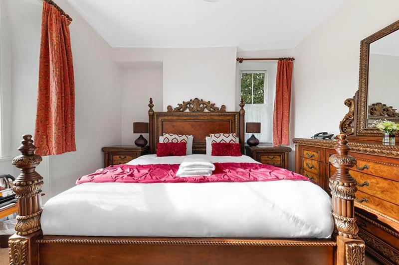 Haselbury Mill Hotel Крюкърн Екстериор снимка